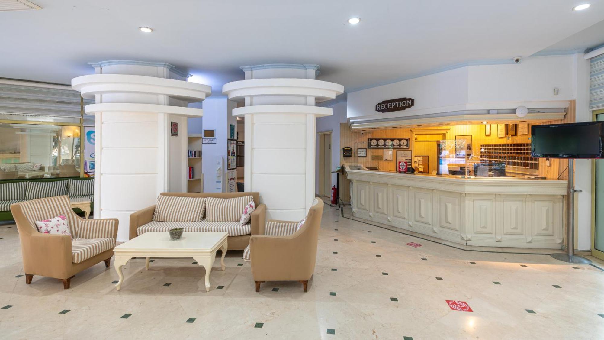 Grand Hotel Faros マルマリス エクステリア 写真